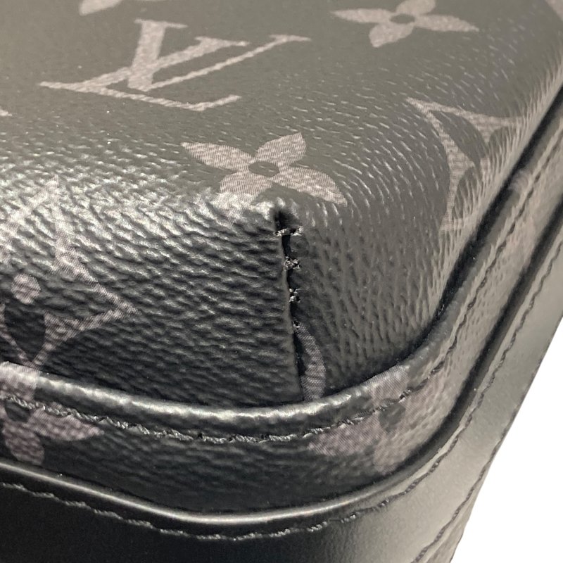 LOUIS VUITTON 路易威登 M45585 MONOGRAM ECLIPSE STEAMER MESSENGER 側背包 PVC帆布 老花 黑色-6