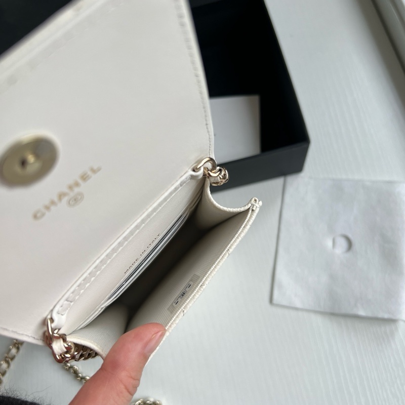 Chanel 23s春夏蝴蝶結荔枝紋牛皮手機包,尺寸約10*18cm。。-6