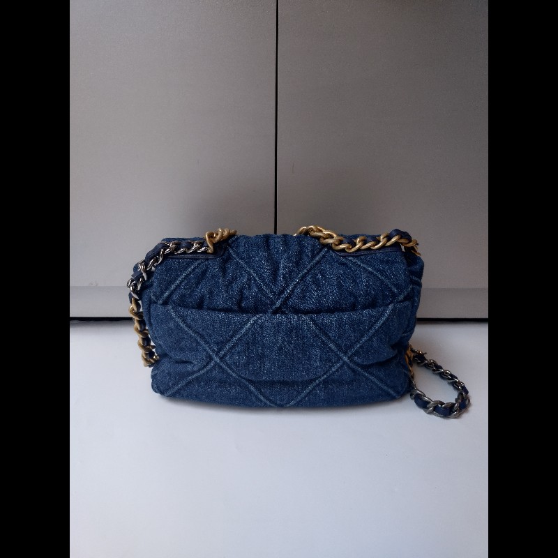 Chanel 鍊帶藍色丹寧布19包 26-2