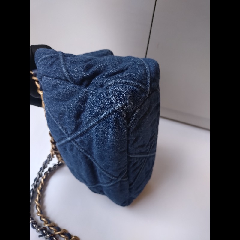 Chanel 鍊帶藍色丹寧布19包 26-9