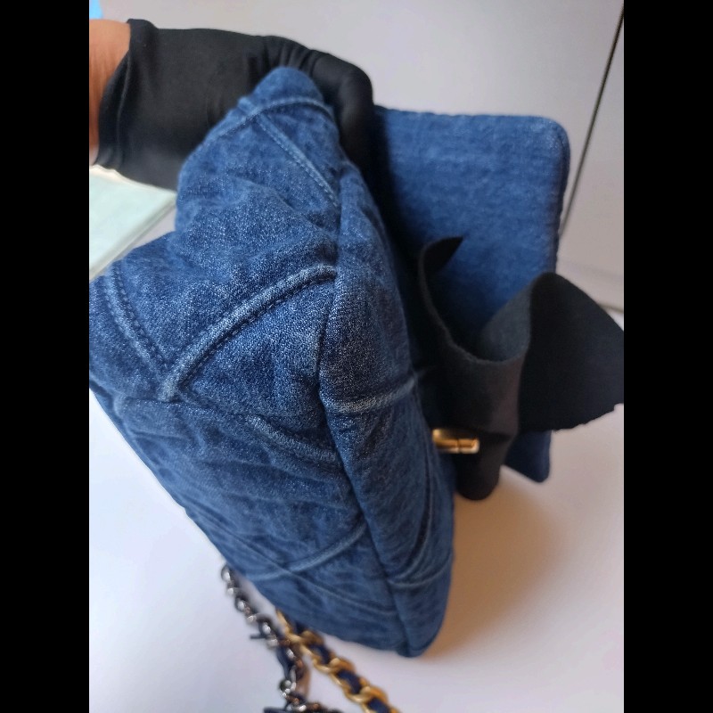 Chanel 鍊帶藍色丹寧布19包 26-10