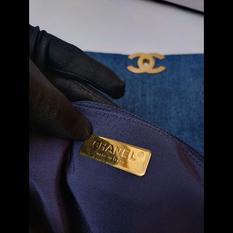 Chanel 鍊帶藍色丹寧布19包 26-14