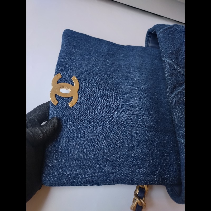 Chanel 鍊帶藍色丹寧布19包 26-20