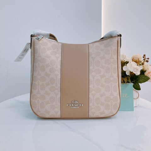 MS0654 Coach 蔻馳半月形拉鍊肩帶包包 Ellie File with Stripe Bag 26cm Canvas