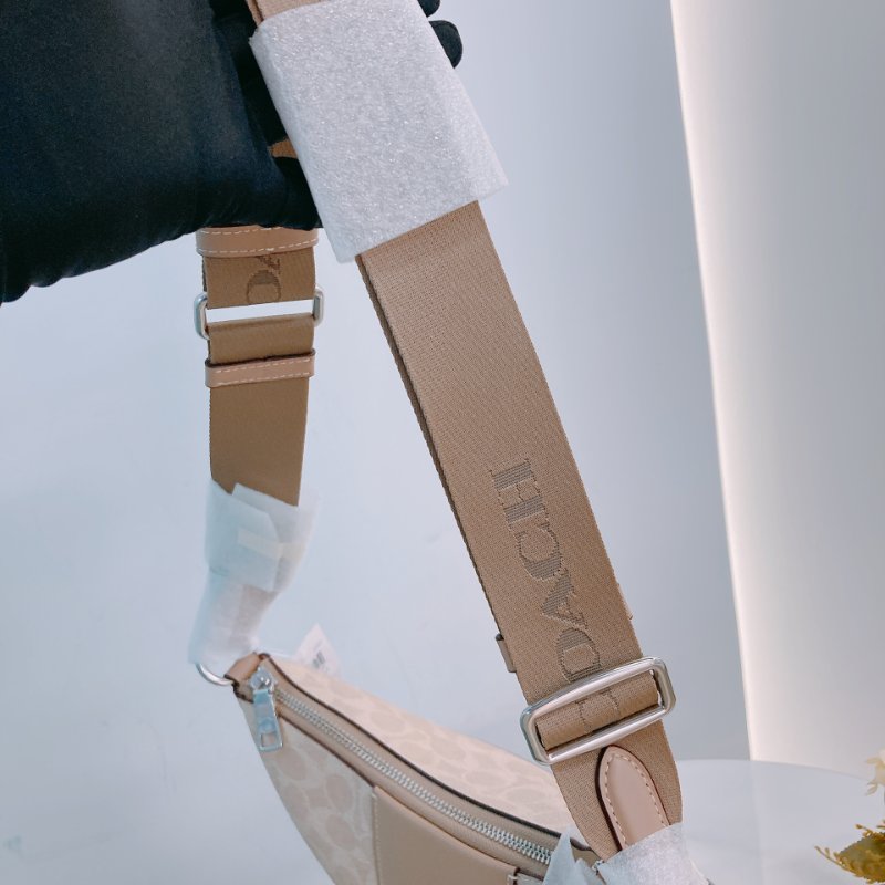 MS0654 Coach 蔻馳半月形拉鍊肩帶包包 Ellie File with Stripe Bag 26cm Canvas-15