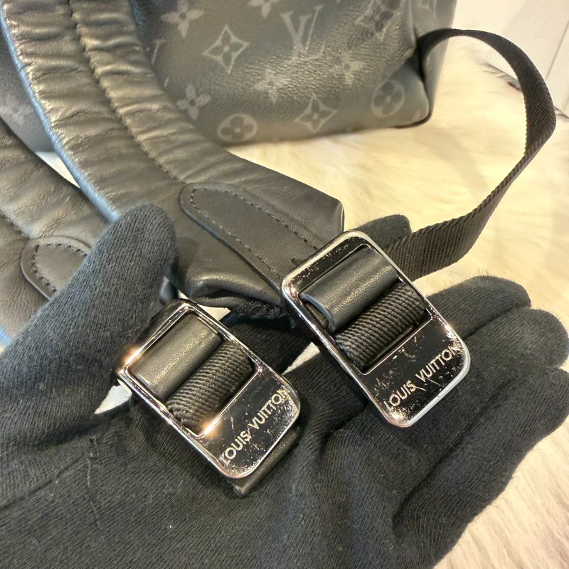 LV Discovery PM老花後背包-8