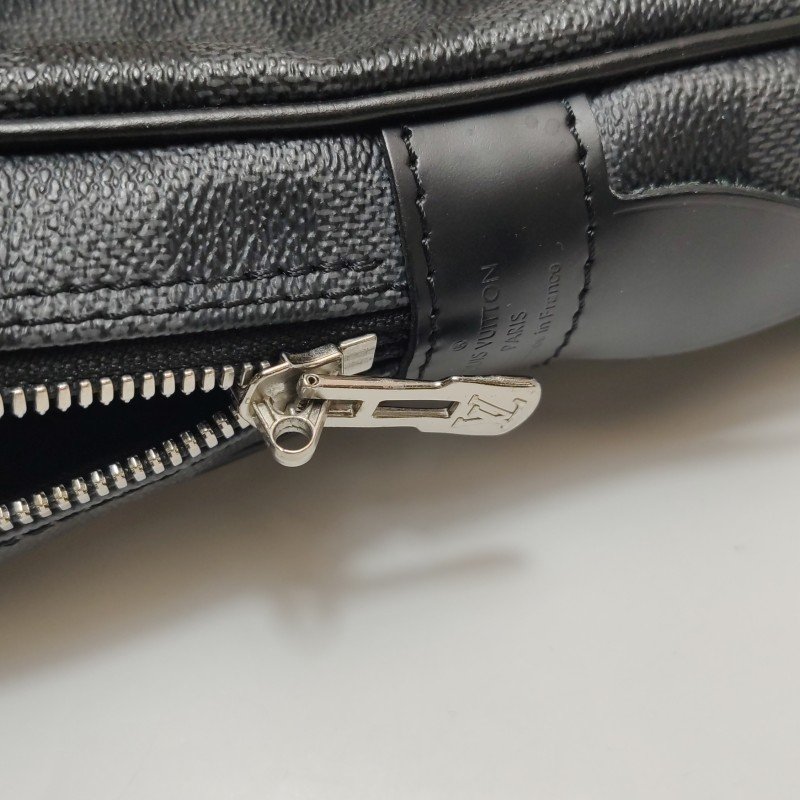 Louis Vuitton(LV) Porte Documents Voyage牛皮棋盤格矩形手提包-12