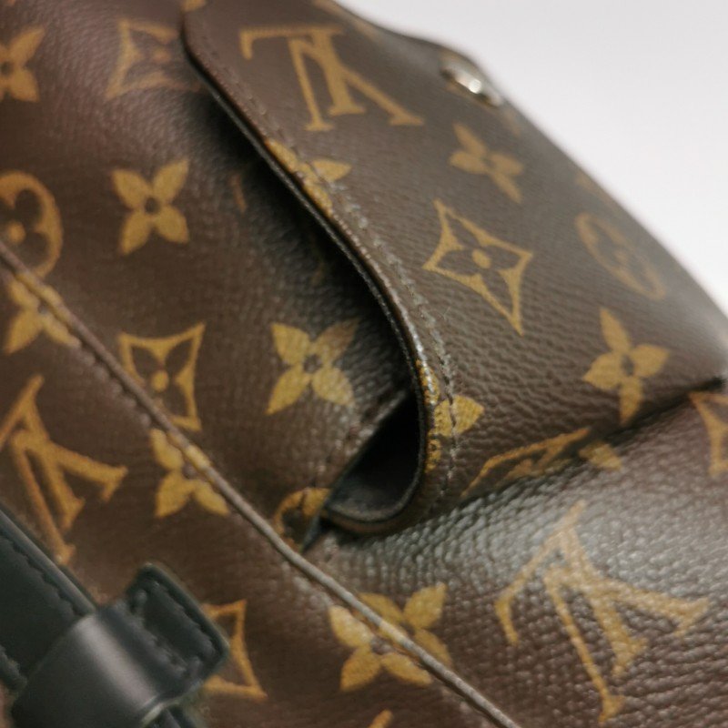 Louis Vuitton (LV) Christopher中型牛皮Monogram印花垂蓋雙肩包晶片款-15