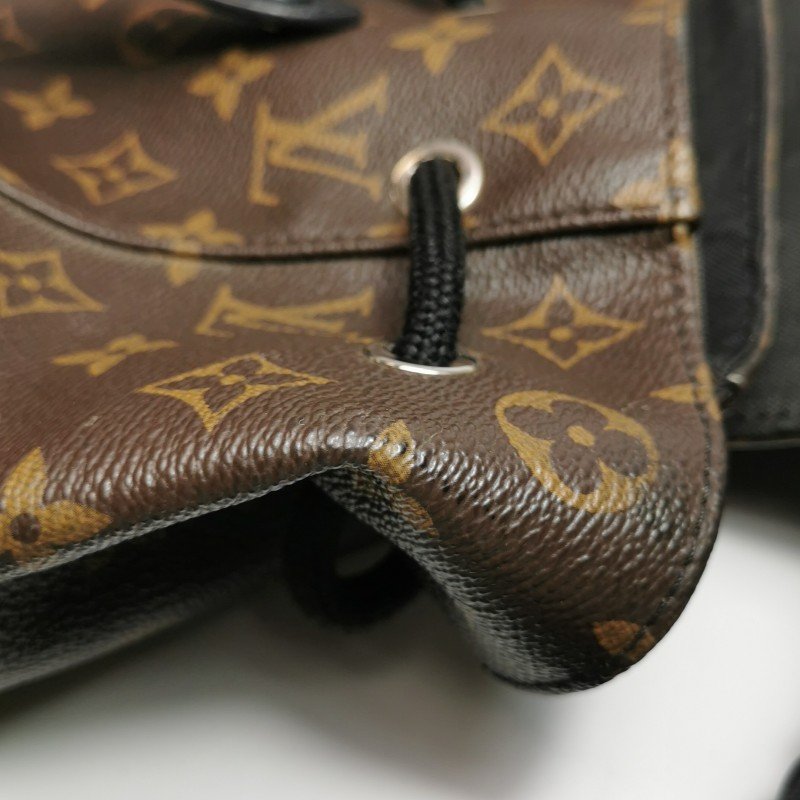 Louis Vuitton (LV) Christopher中型牛皮Monogram印花垂蓋雙肩包晶片款-16