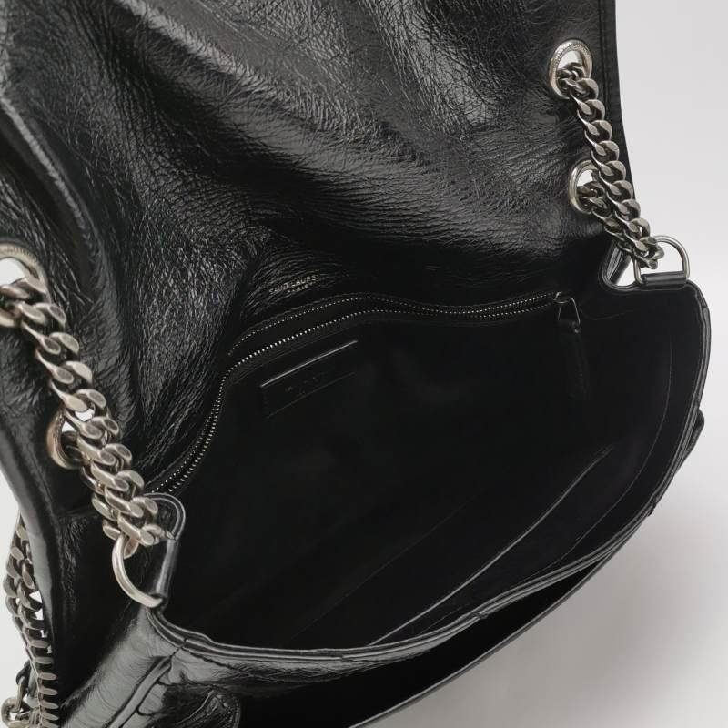 Saint Laurent Niki大油蠟皮純色V紋絎縫YSL 標誌肩包-6