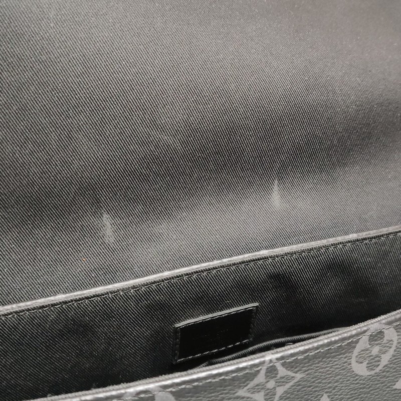 Louis Vuitton (LV)Saumur雙子星牛皮老花皮帶 扣斜背包單肩包晶片款-9