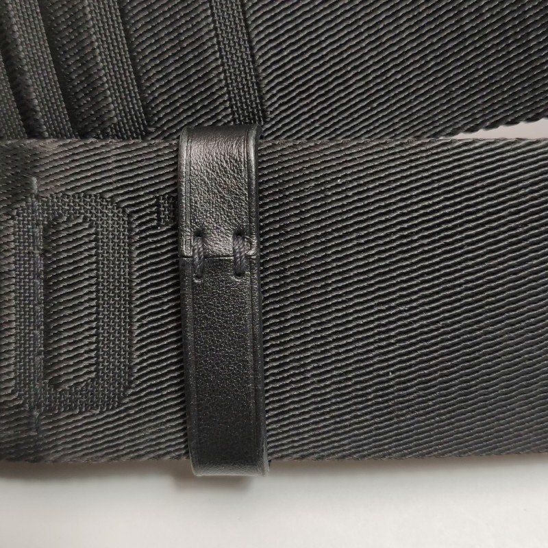 Louis Vuitton (LV)Saumur雙子星牛皮老花皮帶 扣斜背包單肩包晶片款-10