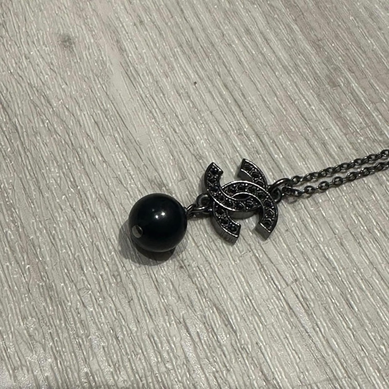 CHANEL 💫 黑水鑽黑珍珠LOGO項鍊-5