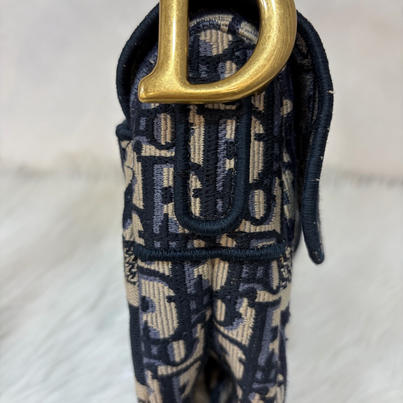 Dior Saddle M0446藍色 緹花 老花 CD 金釦 馬鞍包 手提包單肩包-3
