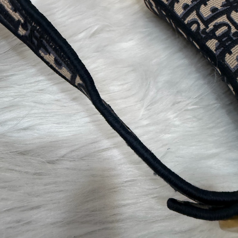 Dior Saddle M0446藍色 緹花 老花 CD 金釦 馬鞍包 手提包單肩包-7