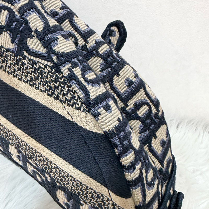 Dior Saddle M0446藍色 緹花 老花 CD 金釦 馬鞍包 手提包單肩包-19