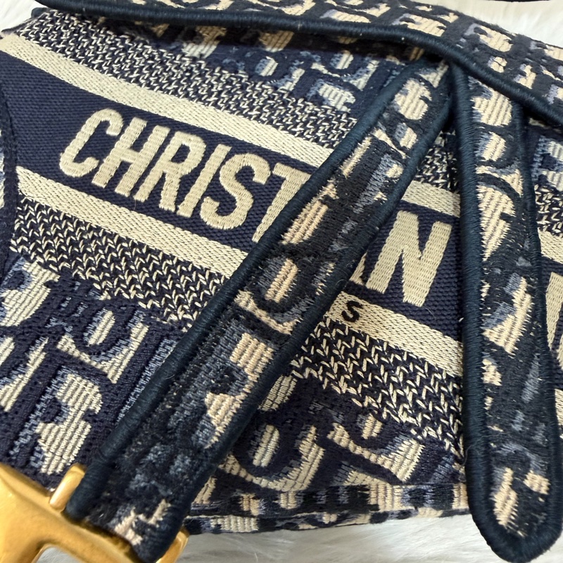 Dior Saddle M0446藍色 緹花 老花 CD 金釦 馬鞍包 手提包單肩包-23