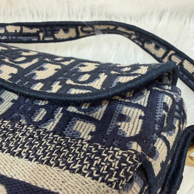 Dior Saddle M0446藍色 緹花 老花 CD 金釦 馬鞍包 手提包單肩包-24