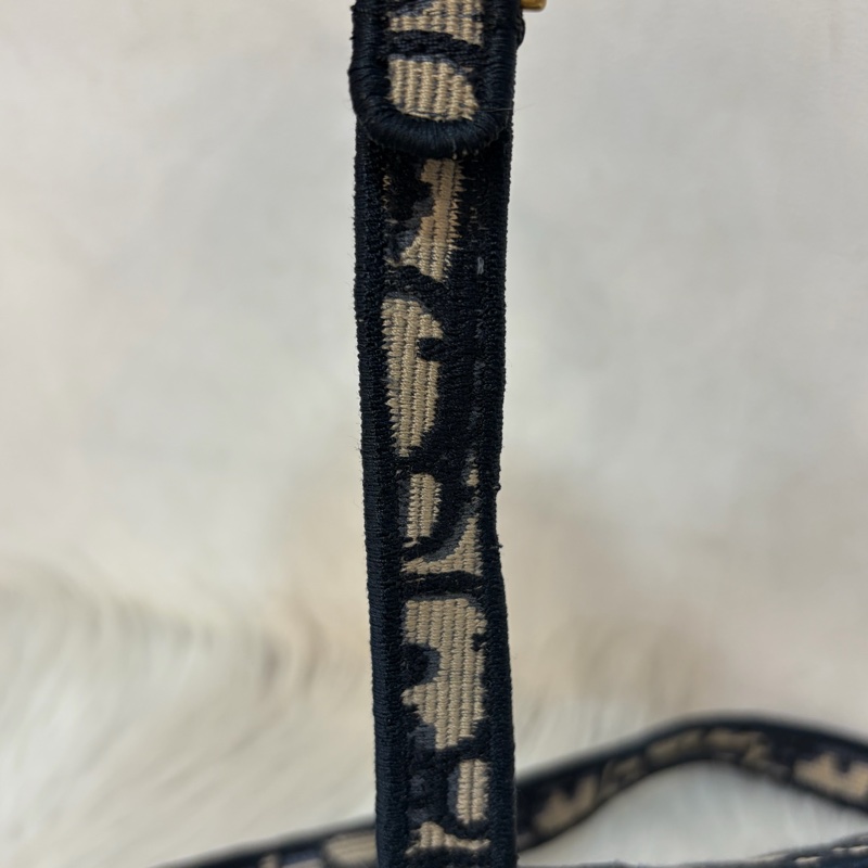 Dior Saddle M0446藍色 緹花 老花 CD 金釦 馬鞍包 手提包單肩包-31