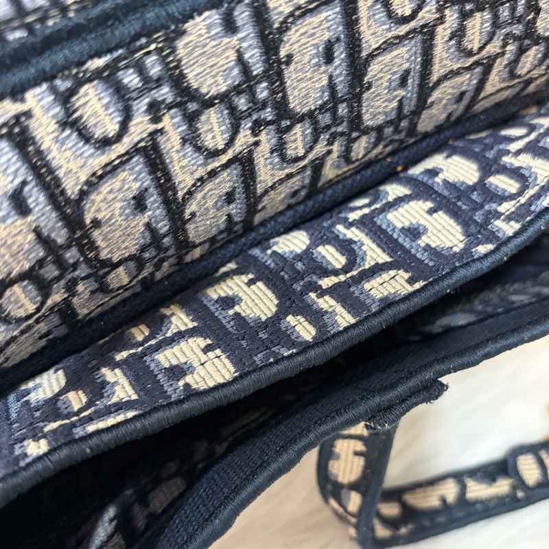 Dior Saddle M0446藍色 緹花 老花 CD 金釦 馬鞍包 手提包單肩包-35