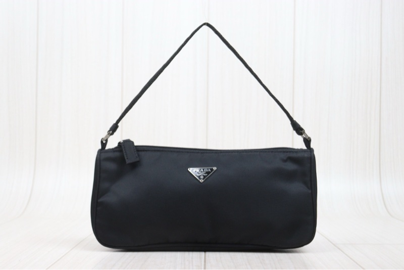 Prada hobo 腋下包-2