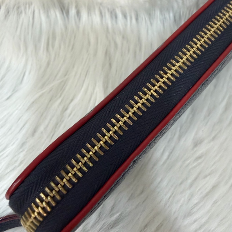 LV M69415 Clemence 海軍藍壓紋 紅邊 牛皮 拉鍊長夾-5