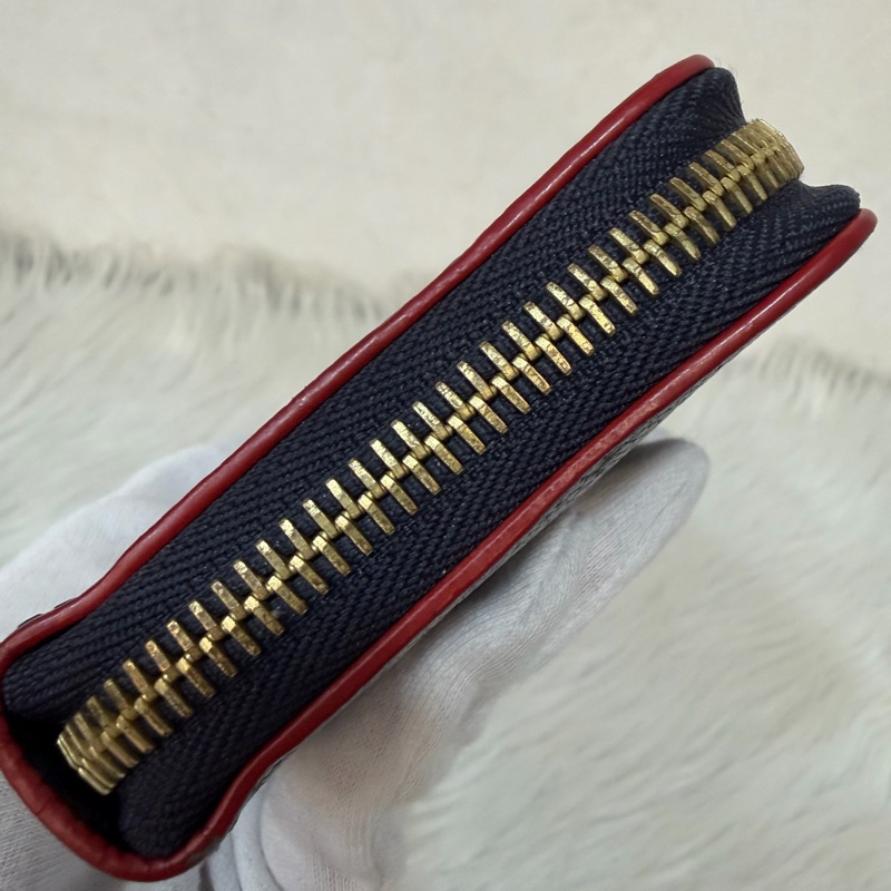 LV M69415 Clemence 海軍藍壓紋 紅邊 牛皮 拉鍊長夾-22