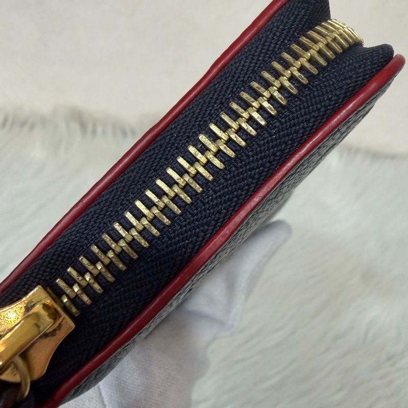 LV M69415 Clemence 海軍藍壓紋 紅邊 牛皮 拉鍊長夾-23