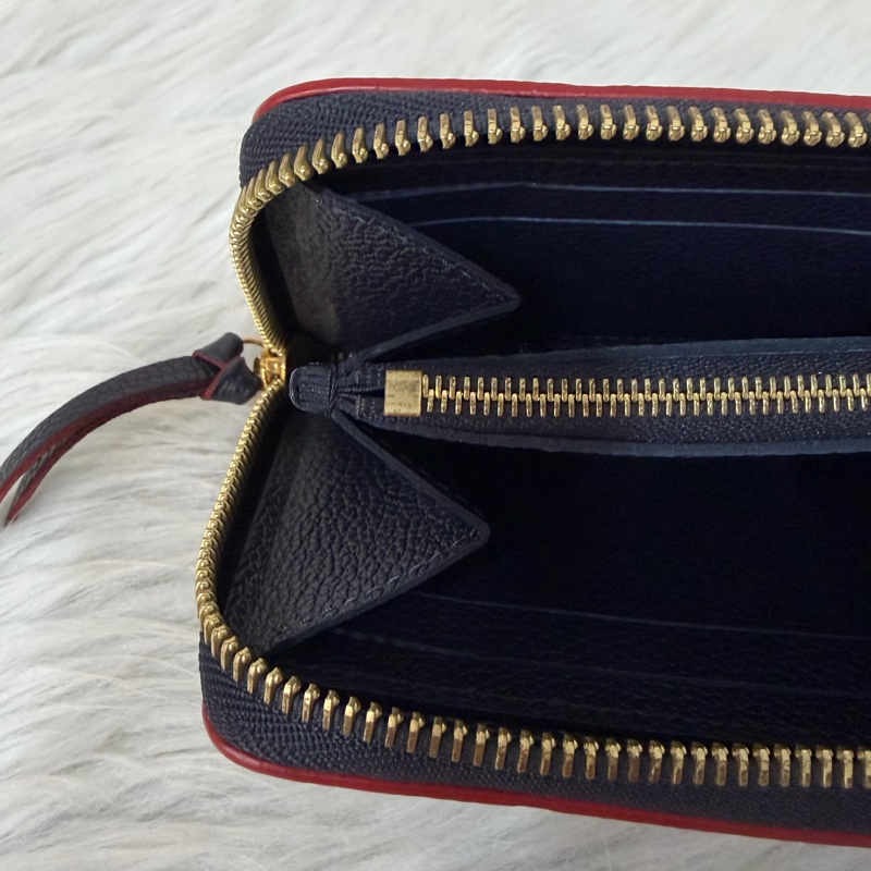 LV M69415 Clemence 海軍藍壓紋 紅邊 牛皮 拉鍊長夾-45