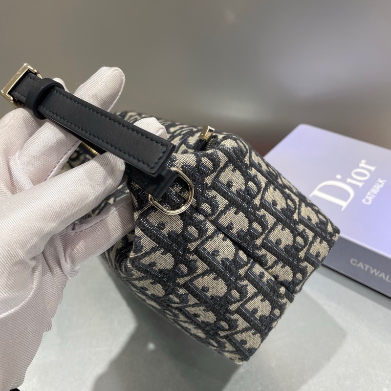 DIOR迪奥 Travel Nomad系列 老花饭盒包-1