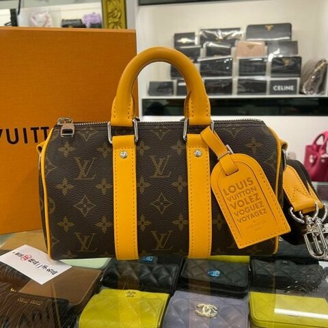 東區正精品㊣LV M12733 KEEPALL BANDOULIÈRE 25CM 字紋拼橘色皮革手提斜背兩用包 RZ6361