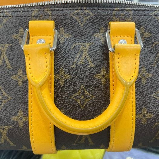 東區正精品㊣LV M12733 KEEPALL BANDOULIÈRE 25CM 字紋拼橘色皮革手提斜背兩用包 RZ6361-4