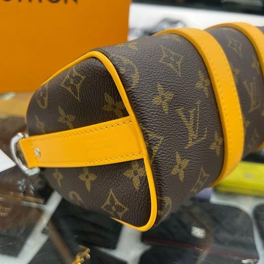 東區正精品㊣LV M12733 KEEPALL BANDOULIÈRE 25CM 字紋拼橘色皮革手提斜背兩用包 RZ6361-5