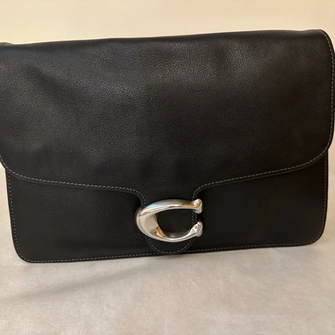 COACH 牛皮多層斜側包