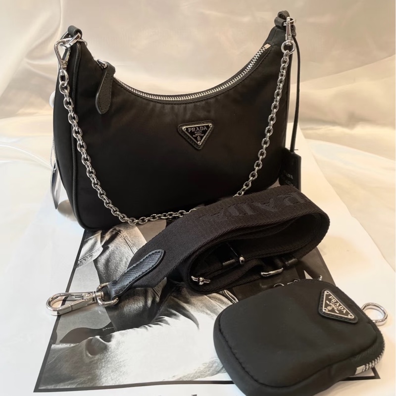 🦄PRADA普拉達黑銀三合一尼龍Hobo單肩斜跨包-25