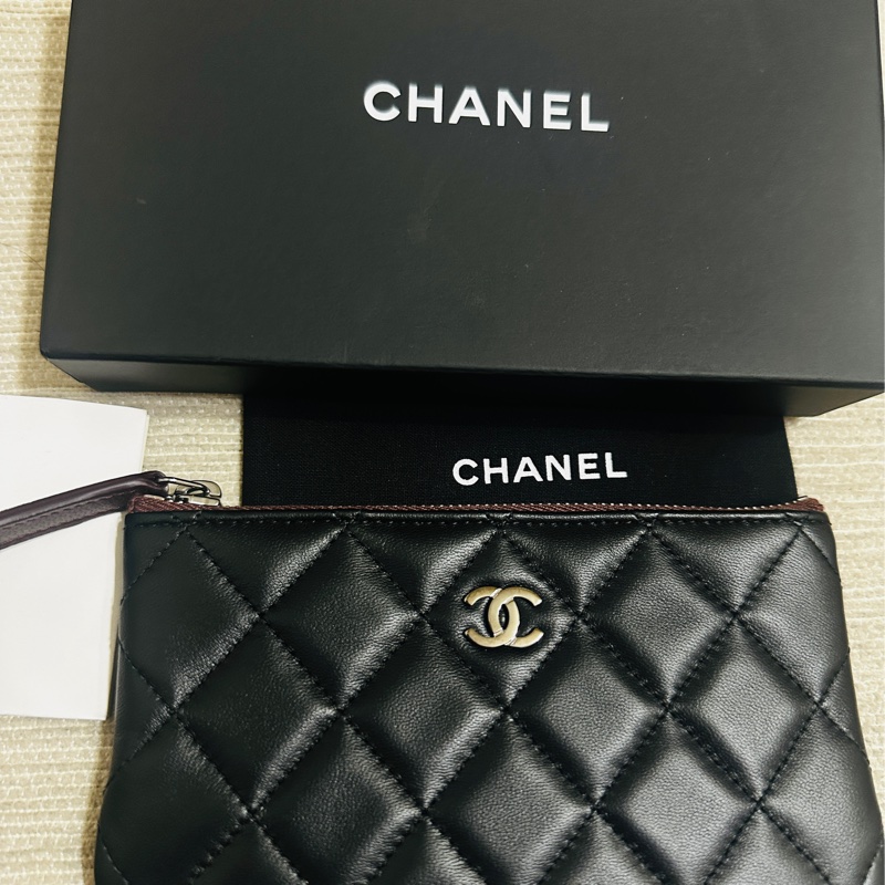 CHANEL 銀標長版零錢包 皮革材質 可當名片夾信用卡夾未使用-0