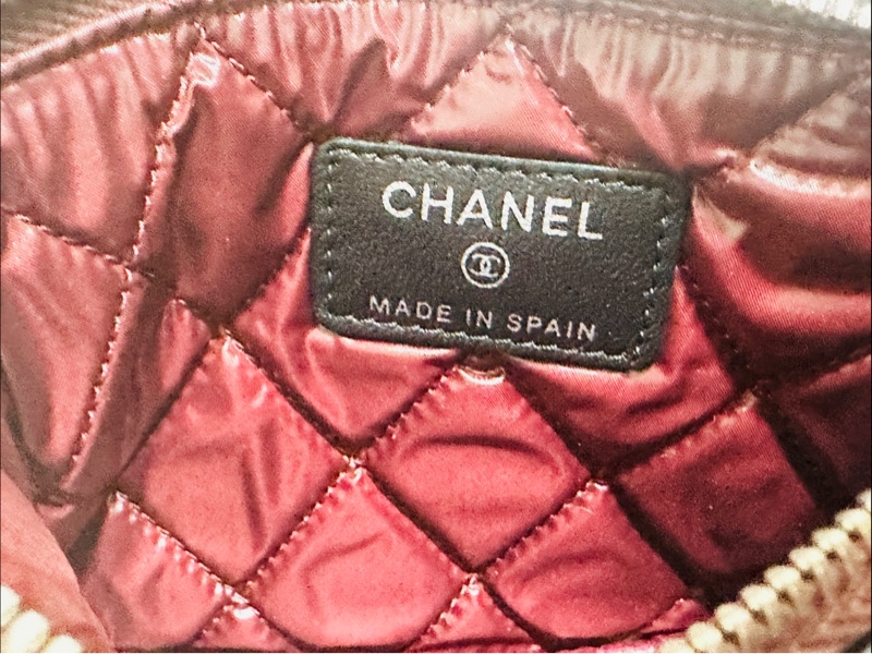 CHANEL 銀標長版零錢包 皮革材質 可當名片夾信用卡夾未使用-3