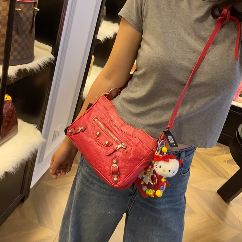 【夏日甜酷❤️全網獨有✨】Balenciaga 巴黎世家 Giant Hip Messenger 單肩｜斜背｜機車包｜迷你包-2