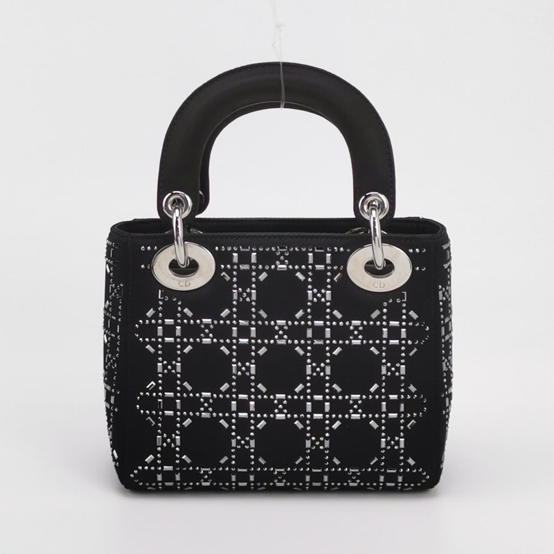 Dior Lady Dior戴妃包迷你緞面Logo吊飾單肩包-4