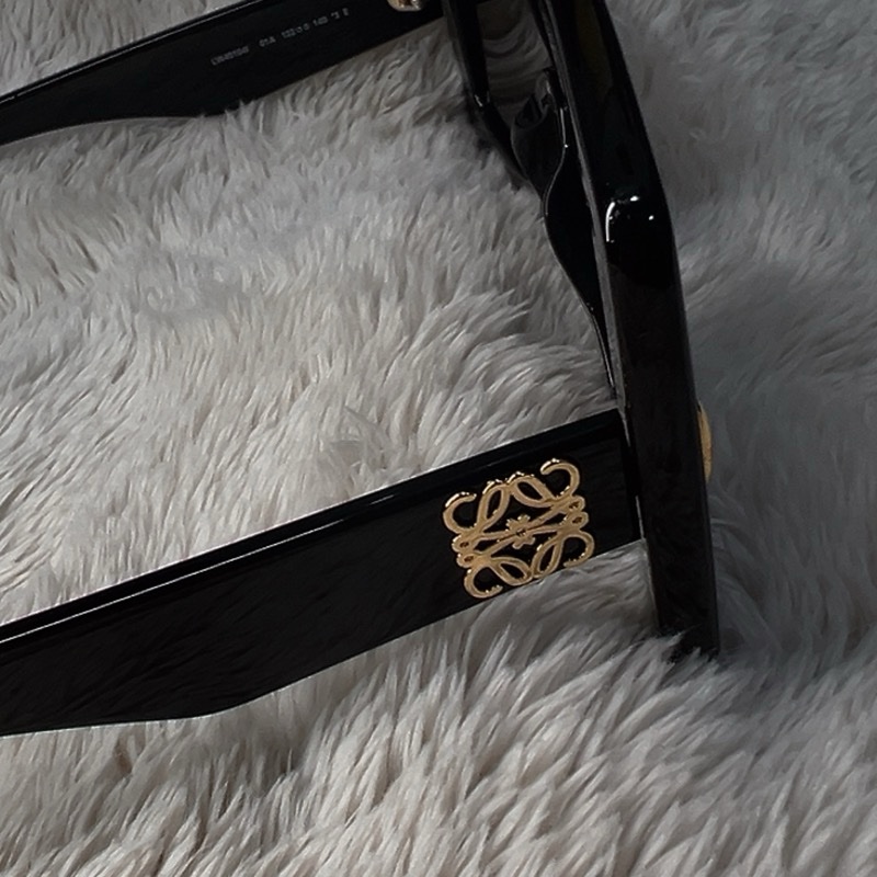 LOEWE 羅意威 Anagram 大框盾牌墨鏡 黑金款-7