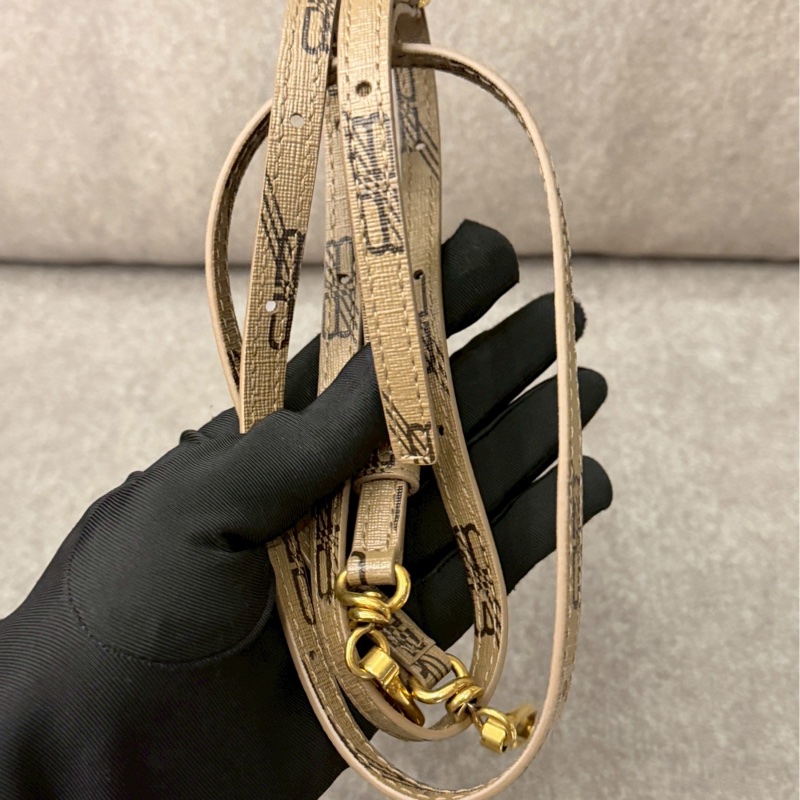 巴黎世家 卡其手機包-5