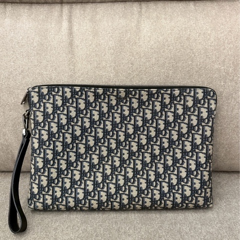 DIOR老花大手拿包