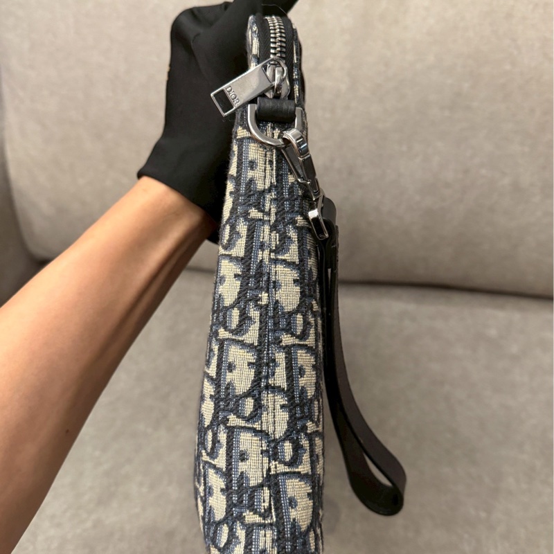 DIOR老花大手拿包-3