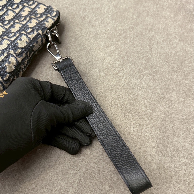 DIOR老花大手拿包-5