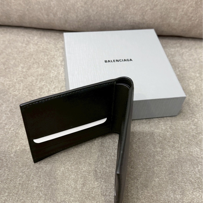 巴黎世家黑色短夾-5