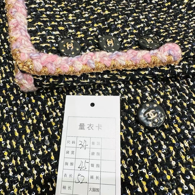 ⭐️ Chanel Jacket 外套 ⭐️ Chanel 24k海军领花呢外套,F34,很复古的一款,尤其是扣子,专柜8w十-6