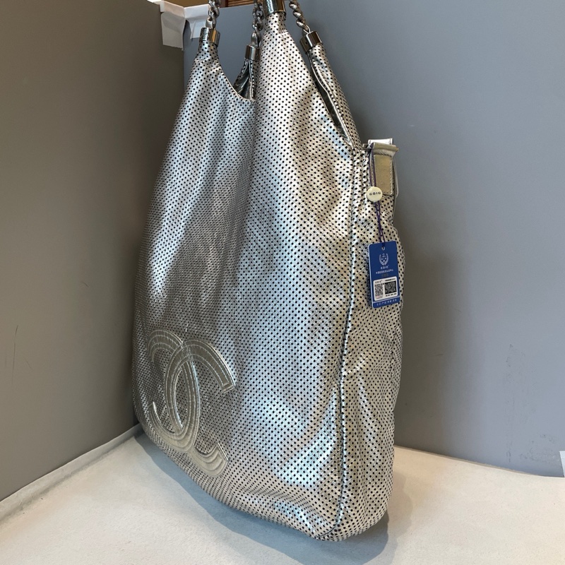 Chanel/香奈兒 太空銀2way hobo網面熔岩鏈條機場包-3
