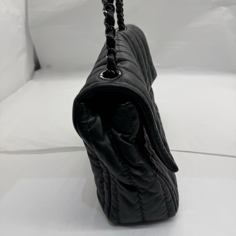 Chanel香奈兒中古黑色泡芙cf機場包-2