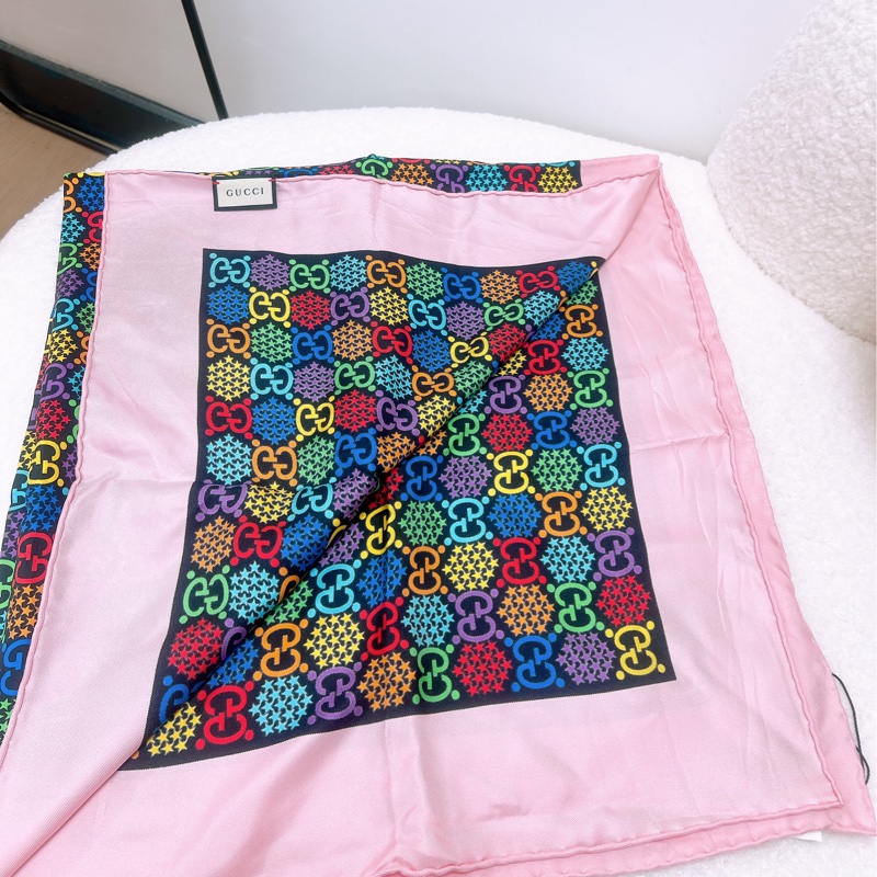 閒置 Gucci 粉色拼彩色老花披肩/絲巾90cm-3
