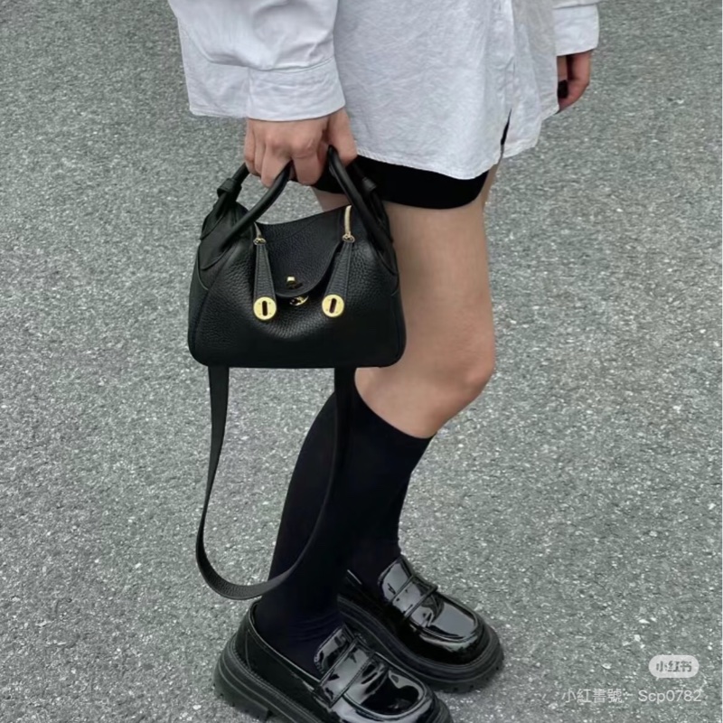 愛馬仕 Hermès mini lindy 一代 黑色金釦-2